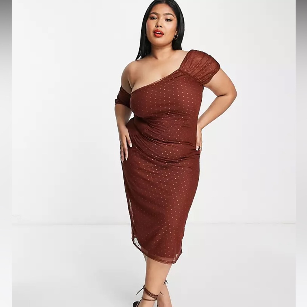 NWT ASOS DESIGN Curve fallen shoulder ruched textured mesh midi dress chocolate